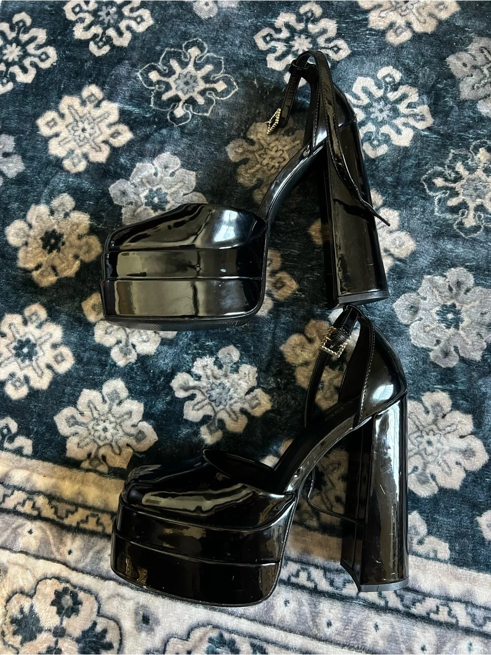 ALDO Black Patent Platform Block-Heel size 7
